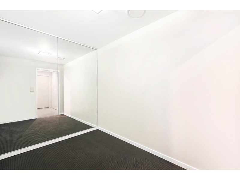 2703/5 Harbour Side Court, Biggera Waters QLD 4216