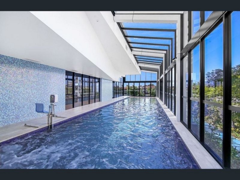 2703/5 Harbour Side Court, Biggera Waters QLD 4216