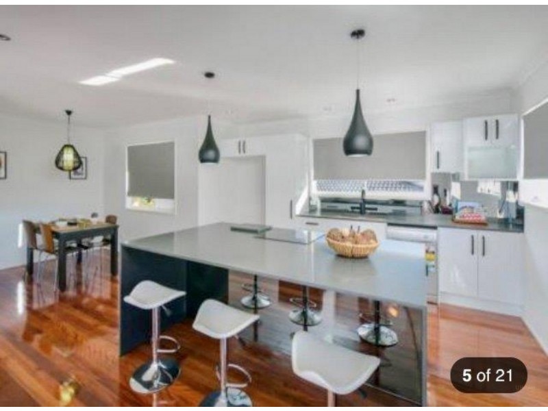 26 Morala Avenue, Runaway Bay QLD 4216