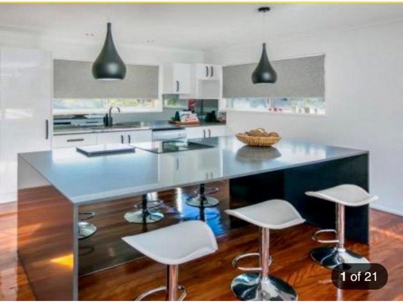 26 Morala Avenue, Runaway Bay QLD 4216