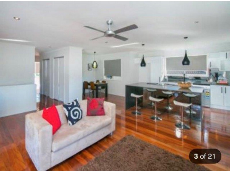 26 Morala Avenue, Runaway Bay QLD 4216