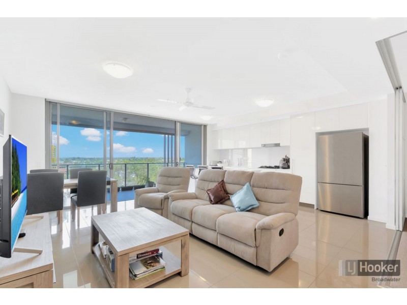 807/378 Marine Parade, Labrador QLD 4215