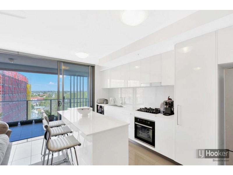 807/378 Marine Parade, Labrador QLD 4215