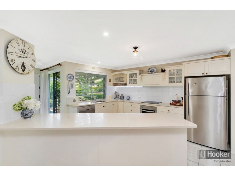 1 Putter Place, Arundel QLD 4214