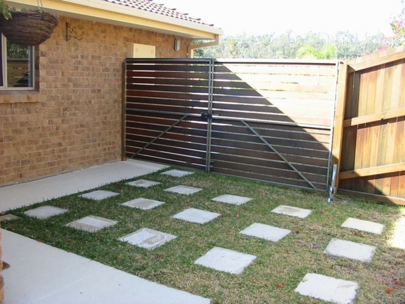 1/4 Goldwyn Way, Oxenford QLD 4210