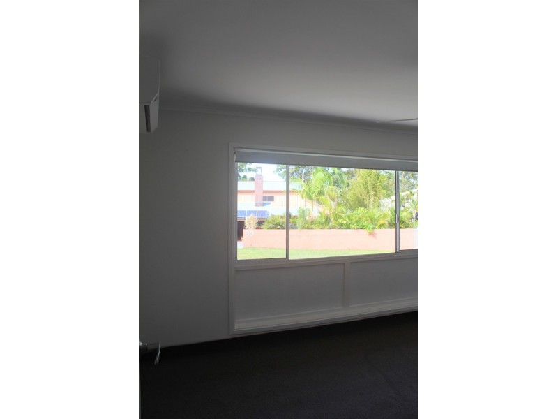 31 The Crescent, Ashmore QLD 4214