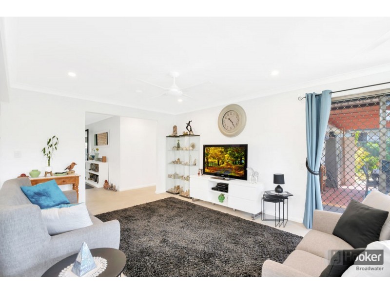 19 Burrendong Road, Coombabah QLD 4216