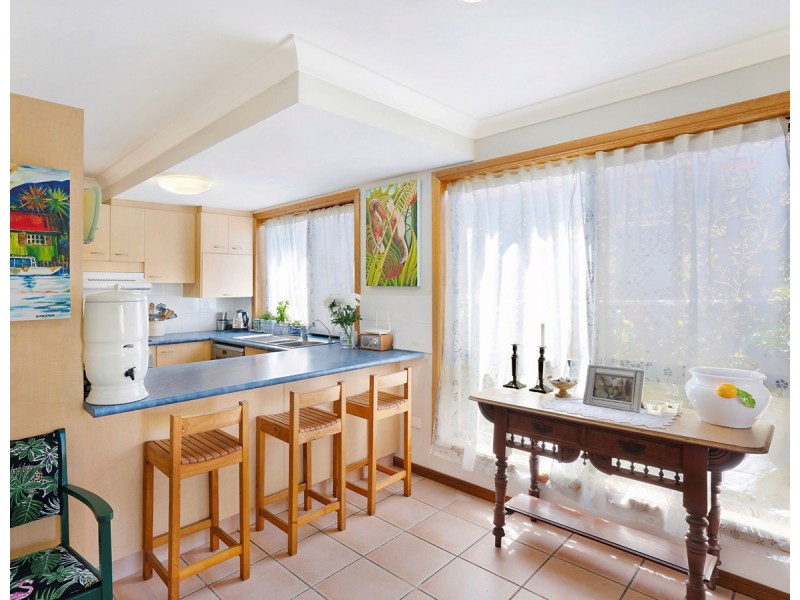 2/33 Stevens Street, Southport QLD 4215