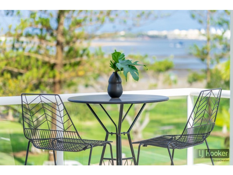 301/212-214 Marine Parade, Labrador QLD 4215