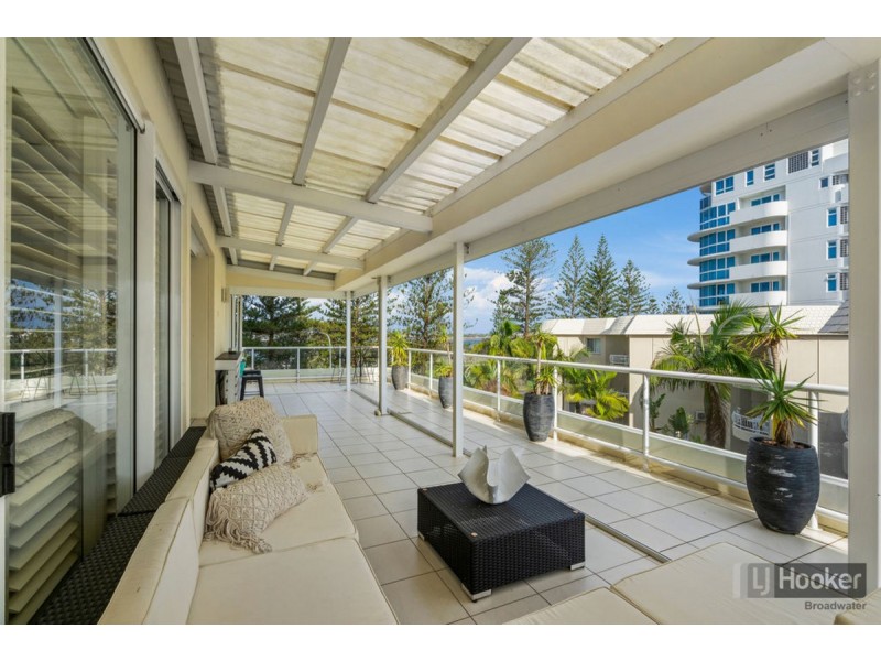 301/212-214 Marine Parade, Labrador QLD 4215