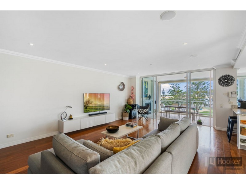 301/212-214 Marine Parade, Labrador QLD 4215