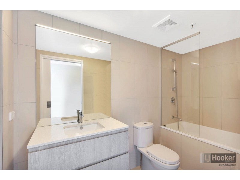 1206/378 Marine Parade, Labrador QLD 4215