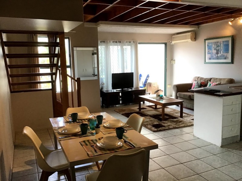 15/7-9 Robert Street, Labrador QLD 4215