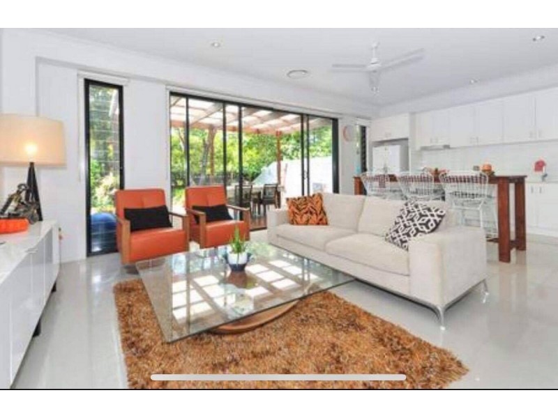 13/323 Bayview Street, Hollywell QLD 4216