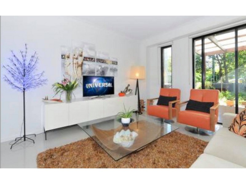 13/323 Bayview Street, Hollywell QLD 4216