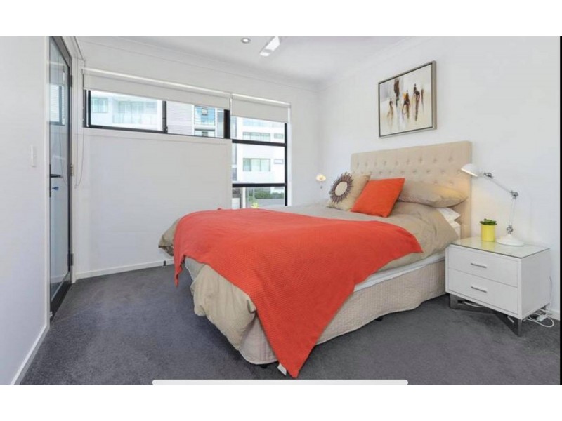 13/323 Bayview Street, Hollywell QLD 4216