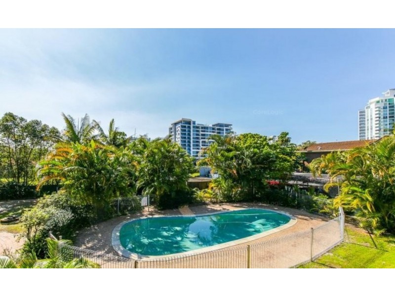 2/27 Whiting Street, Labrador QLD 4215