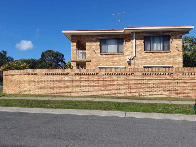 22 Simbai Street, Runaway Bay QLD 4216