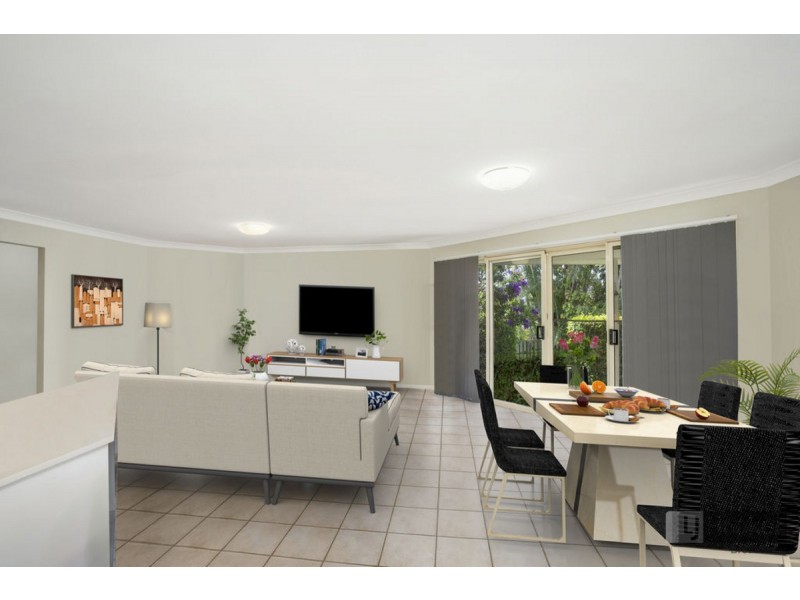 19 Oak Hill Crescent, Parkwood QLD 4214