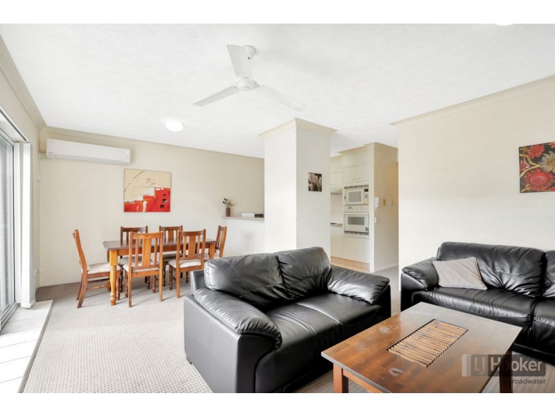 20/12 Whiting Street, Labrador QLD 4215