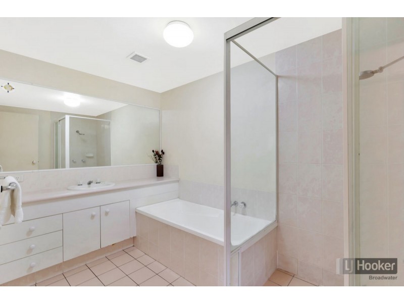 20/12 Whiting Street, Labrador QLD 4215