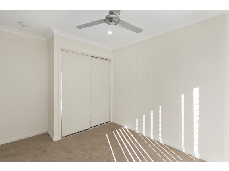 20 Jimmieson Avenue, Labrador QLD 4215