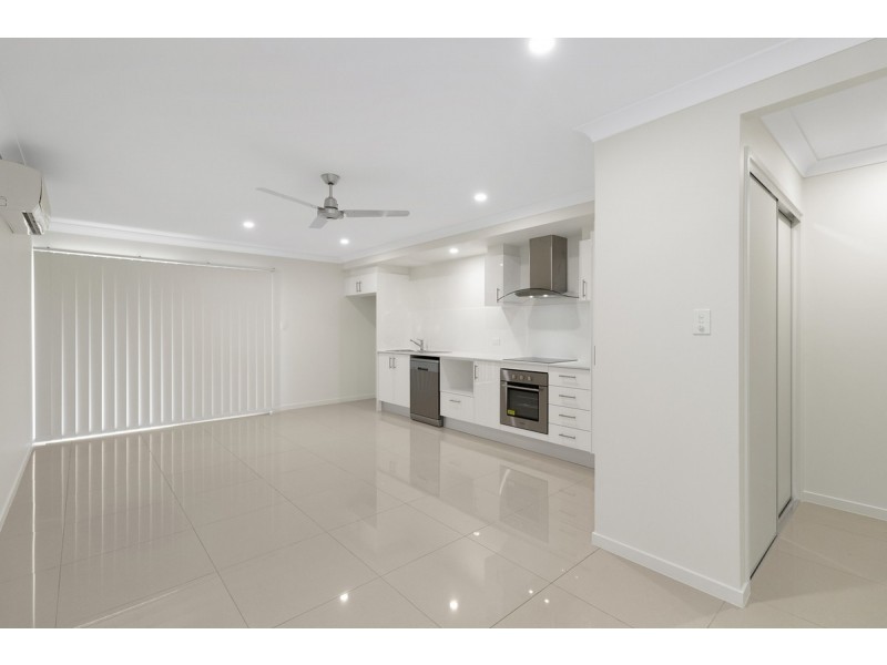 20 Jimmieson Avenue, Labrador QLD 4215