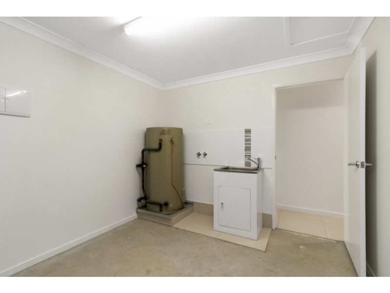 20 Jimmieson Avenue, Labrador QLD 4215