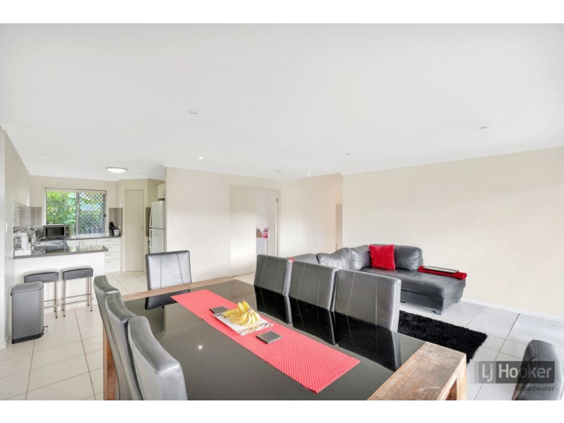 59 Harmsworth Road, Pacific Pines QLD 4211