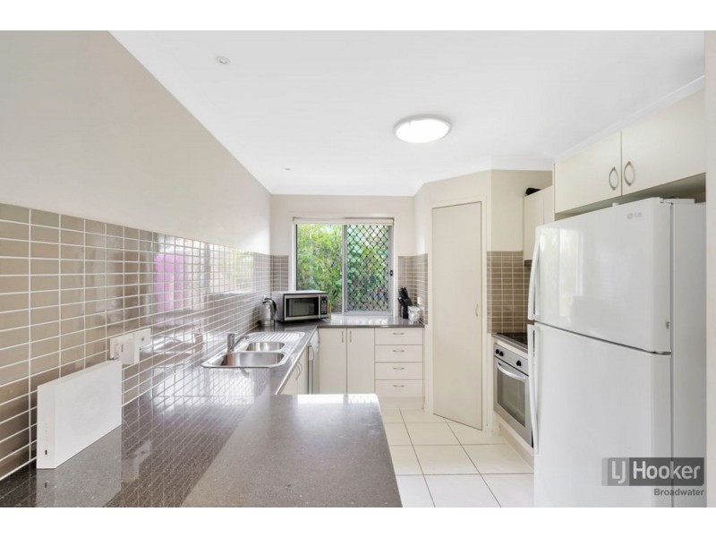 59 Harmsworth Road, Pacific Pines QLD 4211