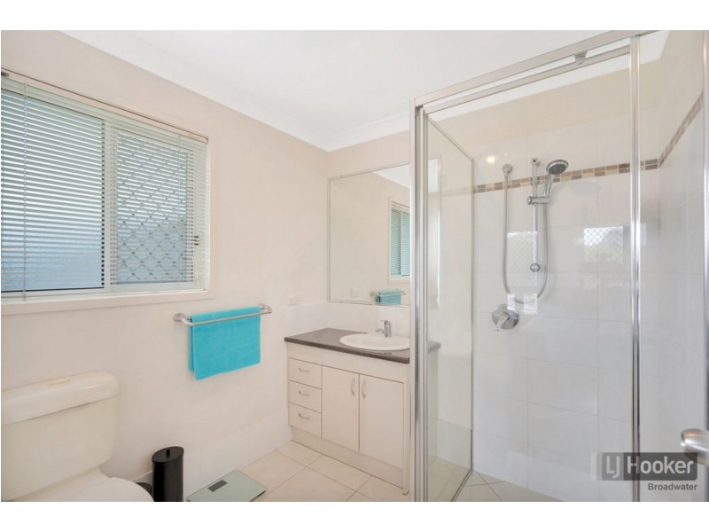 59 Harmsworth Road, Pacific Pines QLD 4211