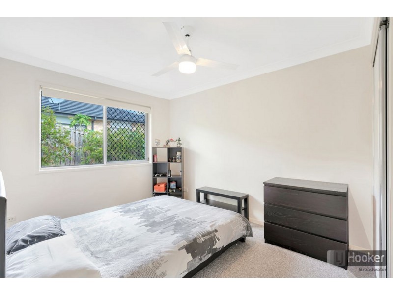 59 Harmsworth Road, Pacific Pines QLD 4211