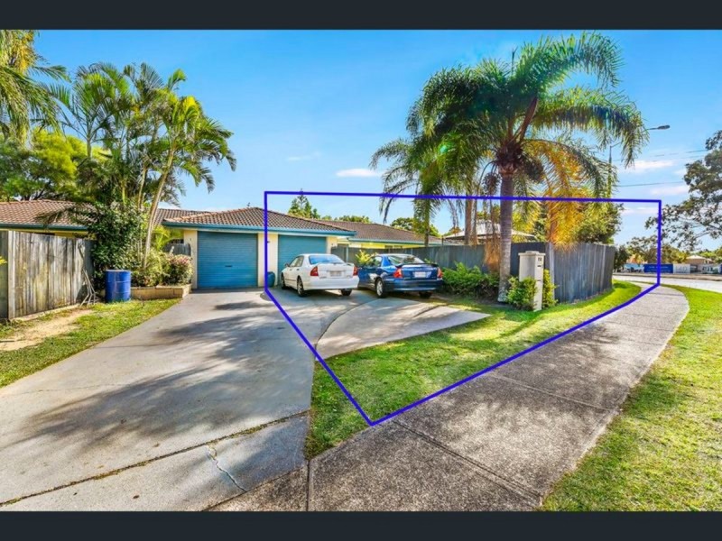 2/158 Kumbari Avenue, Labrador QLD 4215