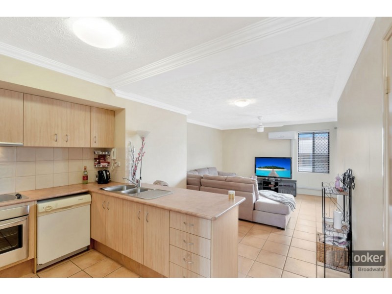 7/47 Bayview Street, Runaway Bay QLD 4216
