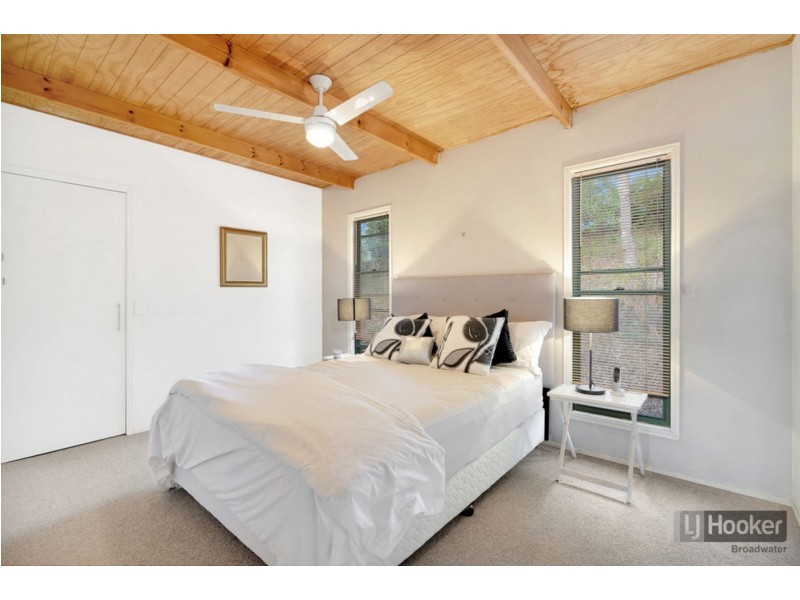 63 Tamworth Drive, Helensvale QLD 4212