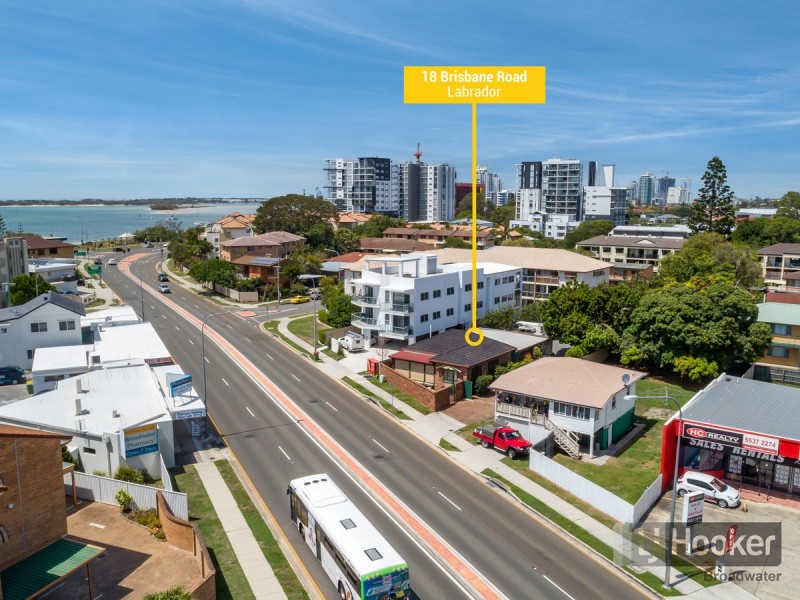 18 Brisbane Road, Labrador QLD 4215