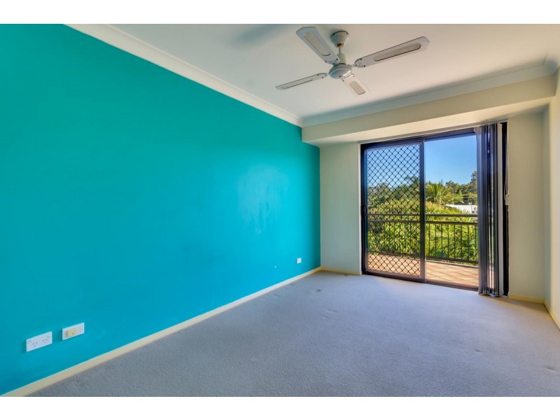 20/10-12 Bath Street, Labrador QLD 4215