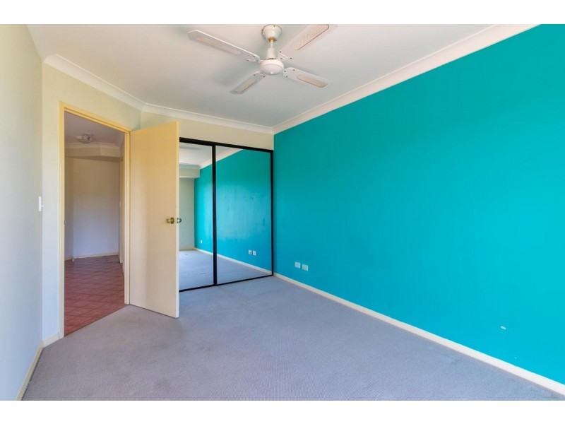 20/10-12 Bath Street, Labrador QLD 4215