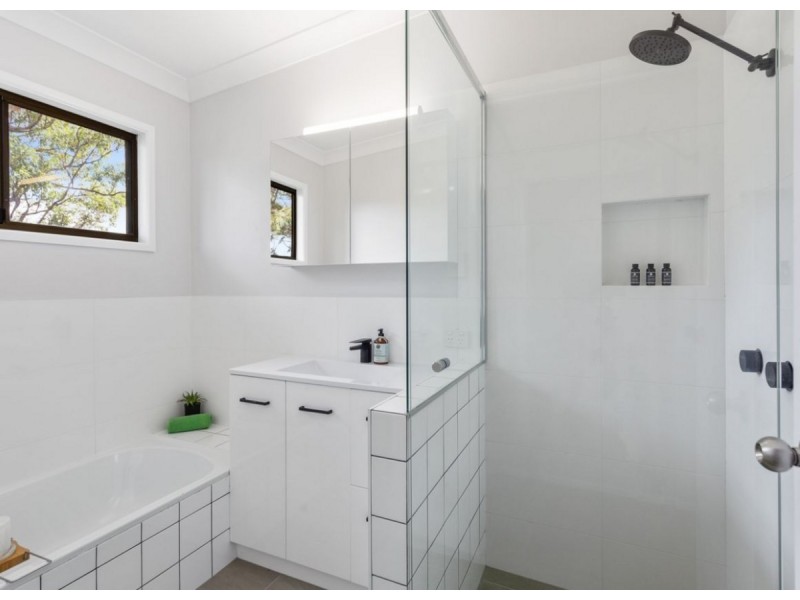 5 Quandong Court, Molendinar QLD 4214