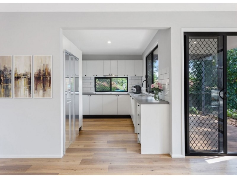 5 Quandong Court, Molendinar QLD 4214