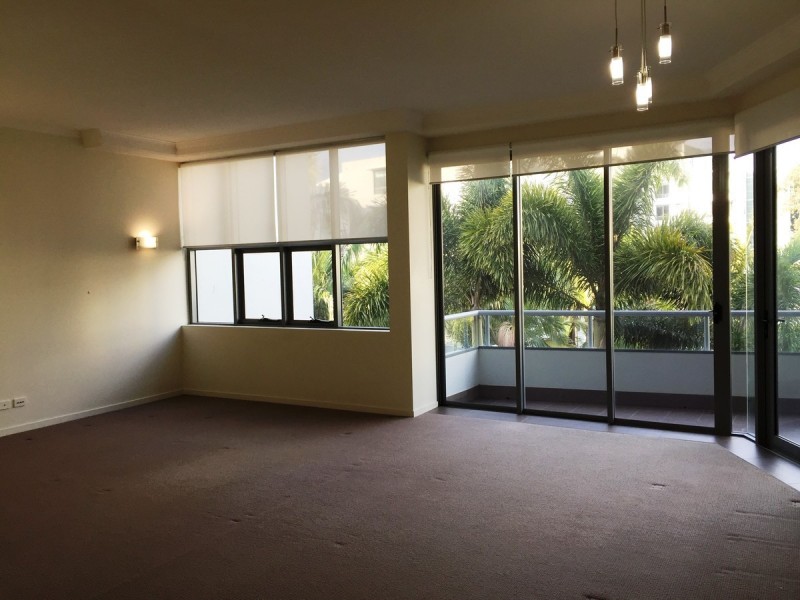 P11/28 Bayview Street, Runaway Bay QLD 4216