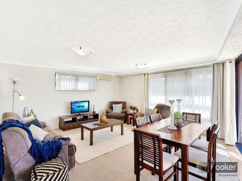 8/274 Marine Parade, Labrador QLD 4215