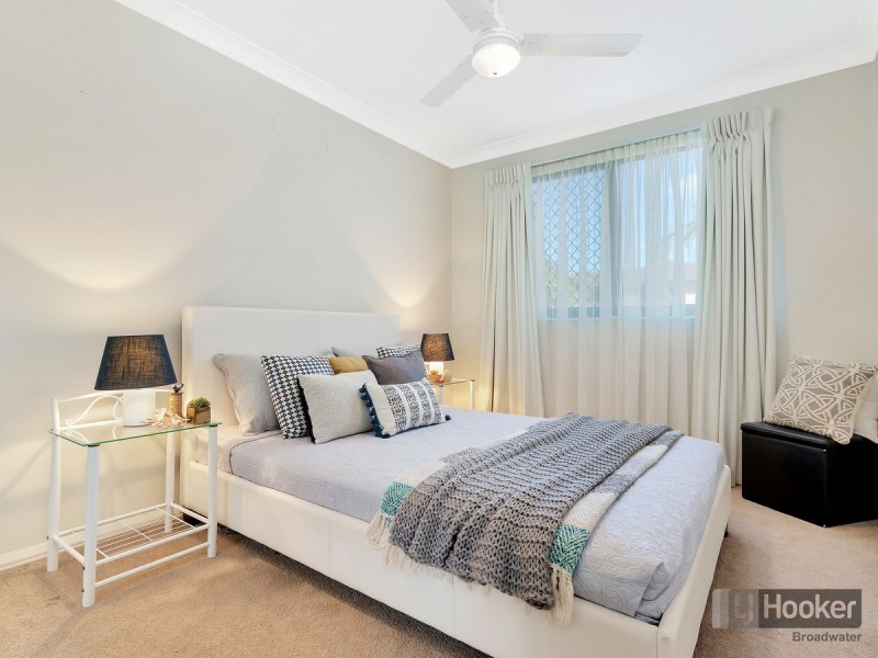 8/274 Marine Parade, Labrador QLD 4215