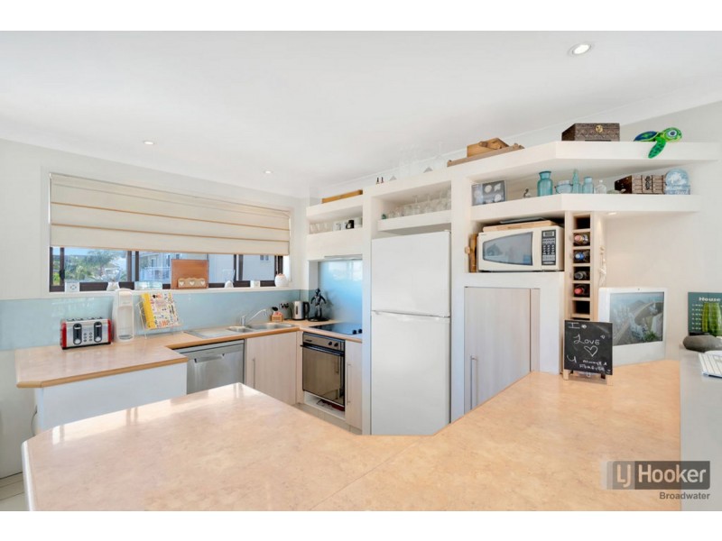 11/548 Marine Parade, Biggera Waters QLD 4216