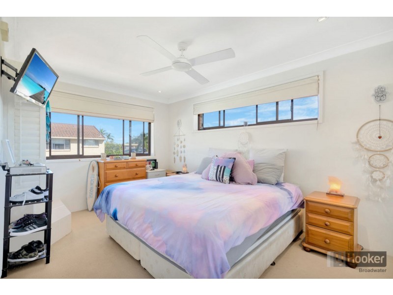 11/548 Marine Parade, Biggera Waters QLD 4216