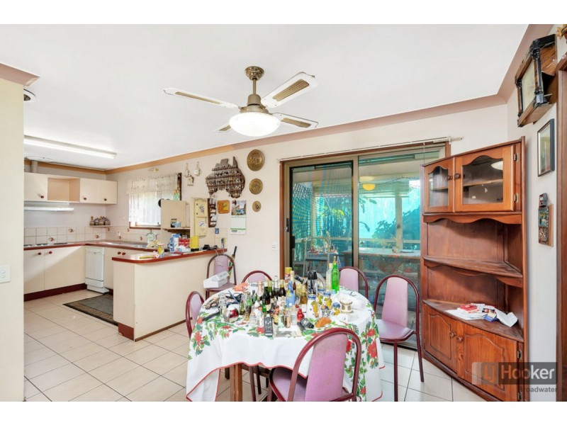 2 Burrendong Road, Coombabah QLD 4216