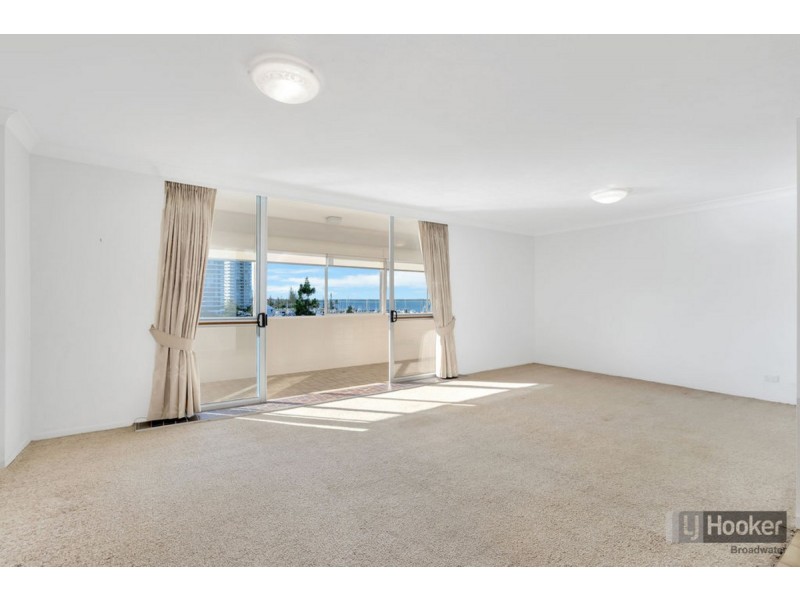 18/554 Marine Parade, Biggera Waters QLD 4216