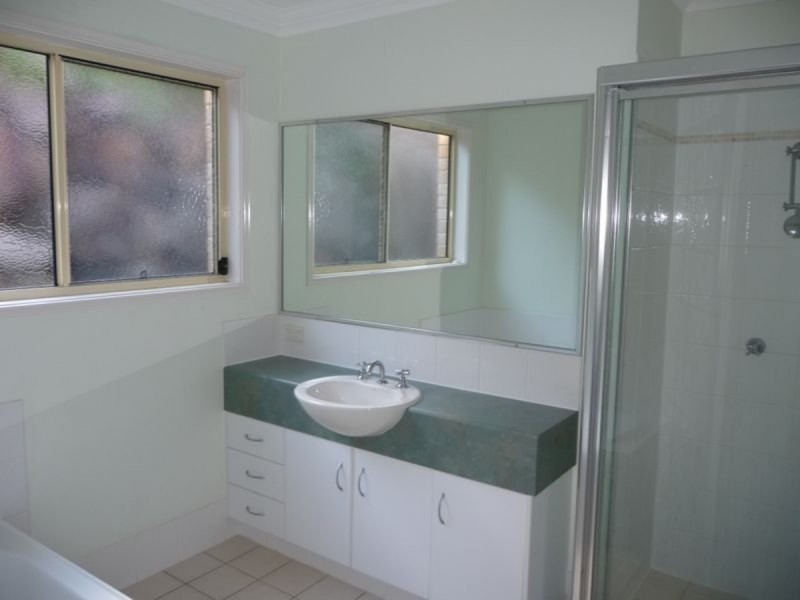 13 Stromlo Court, Pacific Pines QLD 4211