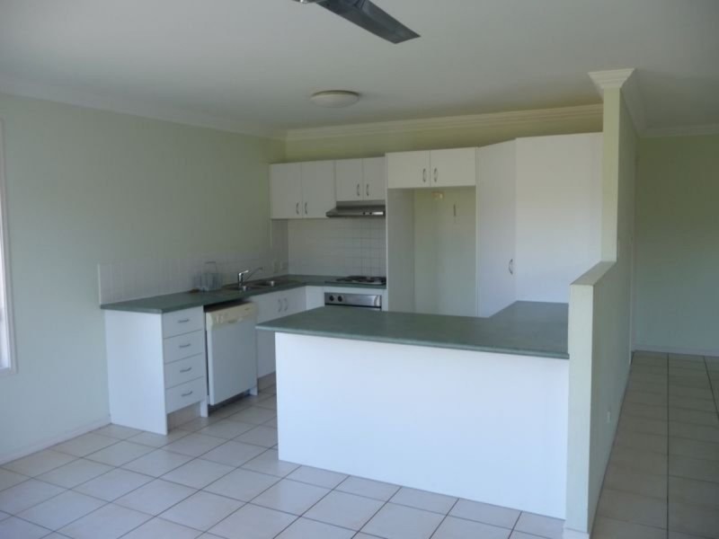 13 Stromlo Court, Pacific Pines QLD 4211