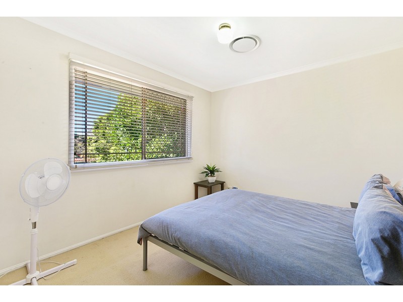3/154 Central Street, Labrador QLD 4215